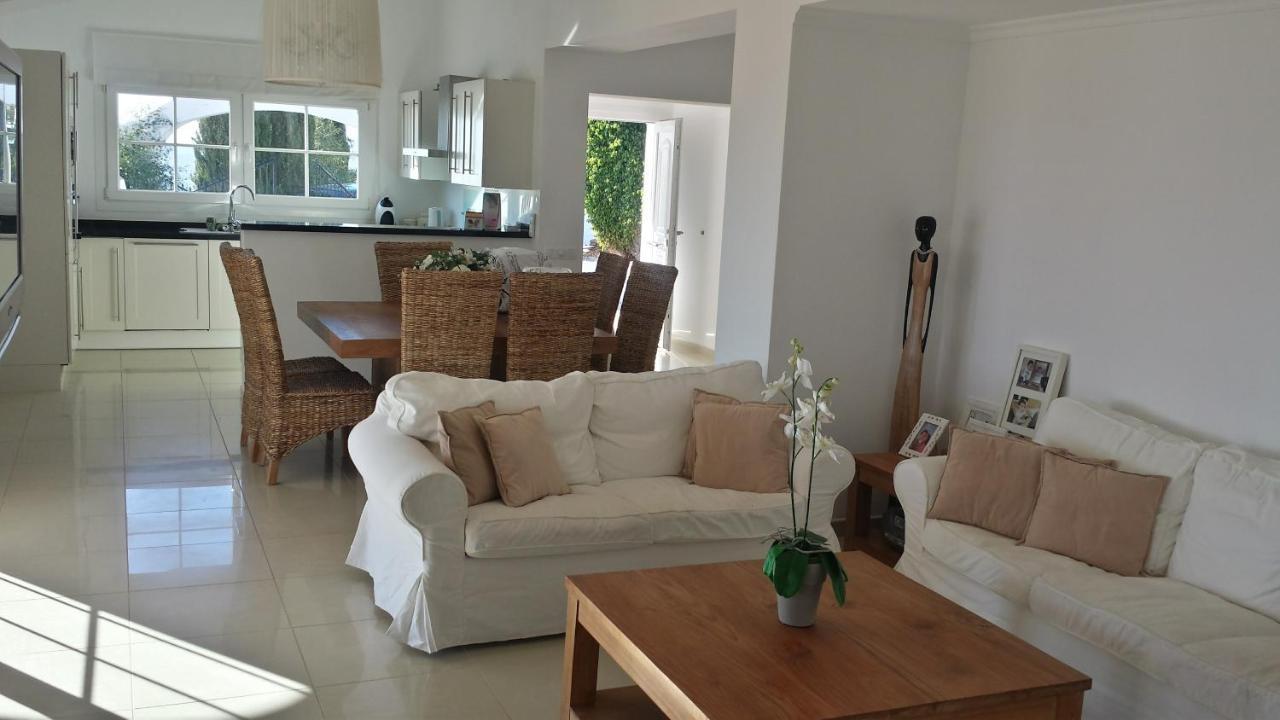 Perla Blanca Holiday home Sayalonga