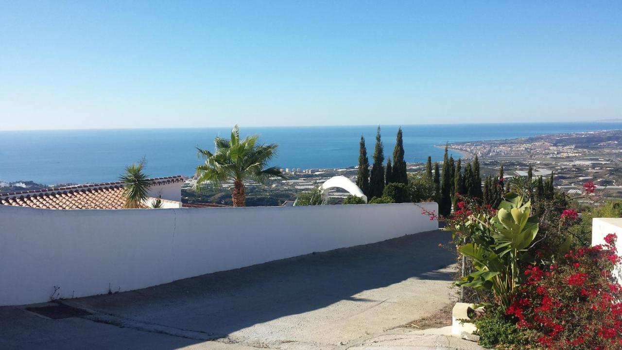 Perla Blanca Holiday home Sayalonga